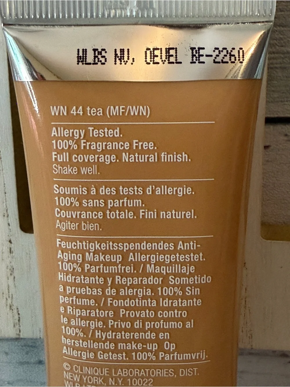 Clinique Even Better Refresh Hydrating and Repairing Makeup WN44 Tea No Box/New